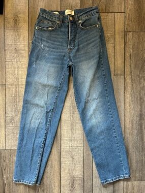 Universal Thread 90’s Straight High-Rise Jeans